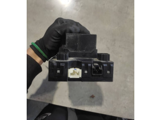 Блок предохранителей 71405036, 8F180161   Lexus GS 300 350 430 450H    