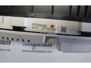 Панель приборов MN188388   Mitsubishi Grandis       