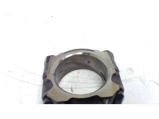 Píst 45M5402, 500004   Nissan Primera  pro benzínový motor 1.8  0480