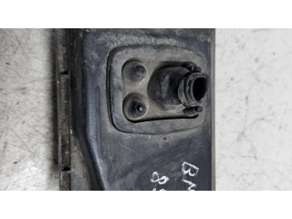   Pojistková skříňka 08877100, 1370760   BMW 3 E30 1989