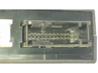 Блок управления климат-контролем 8390900, 084821050   BMW 3 E36