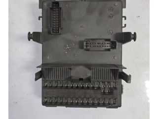 Блок предохранителей 8200371614, 318056117   Renault Espace -  Grand espace IV    