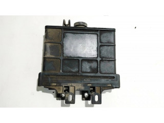 Блок управления коробкой передач 01M927733CJ, 5WK33306   Audi A3 S3 8L