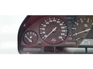 Přístrojová deska  BMW 5 E34 1990 83515809, 8351580  
