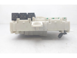 Блок предохранителей MN108319   Mitsubishi Colt CZ3    