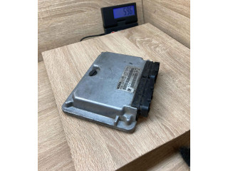 Блок управления двигателем Блок управления 24417198, 0281010273   Opel Omega B2