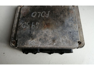 Řídící jednotka 038906013E, 0281001689   Volkswagen Caddy 2000