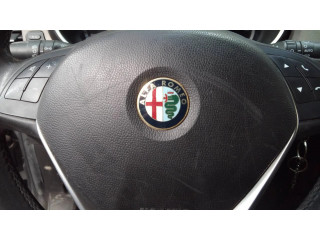 Подушка безопасности водителя 01561068340, E2-B2-43-2   Alfa Romeo Giulietta