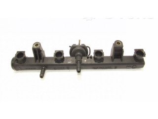 Vstřikovací lišta 030133319AA   Volkswagen Lupo  pro benzínový motor 1.4 AKQ 