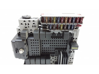   Pojistková skříňka 08696098, 30679527   Volvo XC90 2004