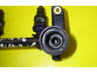 Топливная рампа 7700864726   Renault Scenic I  