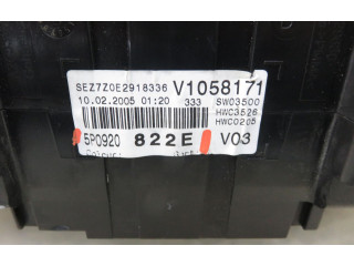 Přístrojová deska  Seat Toledo III (5P) 2005 5P0920822E, 5P0920822E  