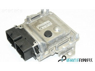 Блок управления двигателя 3392068K01, 0261S04260   Suzuki Alto