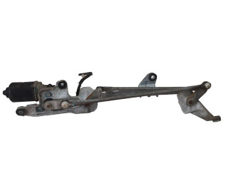 Моторчик дворников 8250A153, 10G27B    Mitsubishi Colt