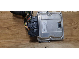 Řídící jednotka 30630048, 0281010441   Volvo S40, V40 2001