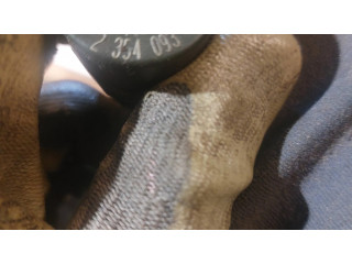 Vstřikovač 044511000, 2354093   BMW 7 E38  pro naftový motor 3.0  
