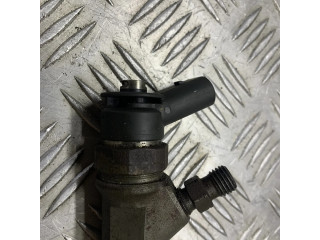 Vstřikovač 0445110209   BMW 3 E90 E91  pro naftový motor 2.0  