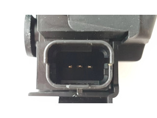 Zámek zadních dveří 9804762080, 17061572372   Citroen C4 Grand Picasso 2015