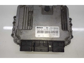 Řídící jednotka 8200051608, 0281011529   Renault Trafic II (X83) 2006