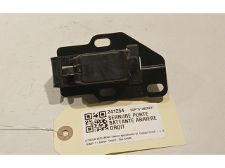 Zámek zadních dveří 9832126180   Citroen Berlingo 2021
