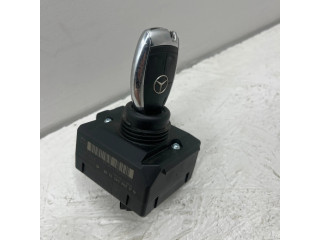 Řídící jednotka A2045451308, 33003211   Mercedes-Benz C W204 2008
