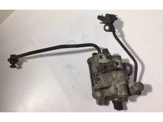 Vstřikovací lišta MD347417   Volvo S40, V40     
