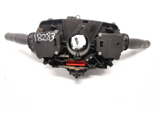 Ручка стеклоочистителей 820021376223   Renault Megane II