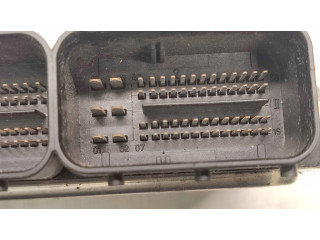 Блок управления двигателя 7801217, 13617801217   BMW X3 E83
