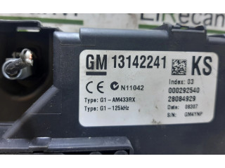 Pojistková skříňka Řídící jednotka BSM 13142241   Opel Corsa  2007