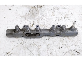 Vstřikovací lišta G4D39D280AA, 0445214332   Land Rover Range Rover Velar     