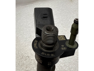 Форсунка 8514151, 025611    BMW 5 G30 G31   