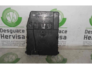   Pojistková skříňka 8200306434, 0090012   Renault Scenic II -  Grand scenic II 2003