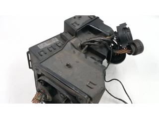   Pojistková skříňka 12631735752   BMW 5 E34 1993
