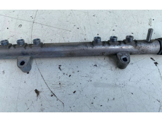 Vstřikovací lišta 30777759, 0445215025   Volvo V60    D5204T2 