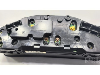 Přístrojová deska  Mercedes-Benz E W210 2001 A2105402811  