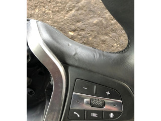 Volant BMW 1 F40 2021   