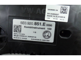 Přístrojová deska  Skoda Octavia Mk3 (5E) 2014 5E0920851E, 5E0920851E  