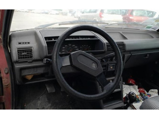   Pojistková skříňka    Peugeot 305 1985
