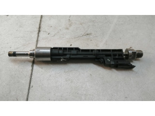Vstřikovač 13647599876, 10213541   BMW M5  pro benzínový motor 4.4  
