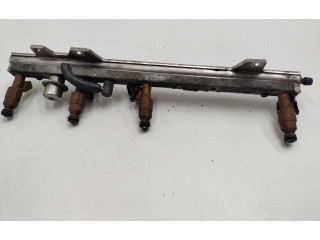 Vstřikovací lišta 9202710, 1212146   Volvo V70     