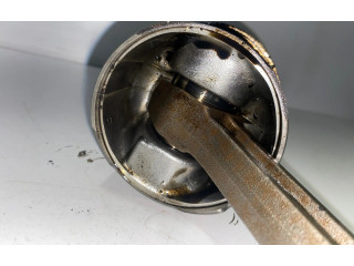 Píst 142   Honda Civic     