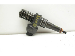 Форсунка 038130073BN    Skoda Roomster (5J)   