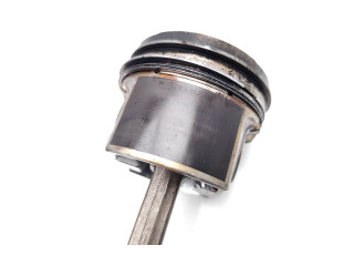 Píst EE20Z   Subaru Outback    EE20Z 