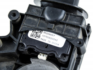 Подрулевой переключатель 95229057, 20962249   Chevrolet Aveo