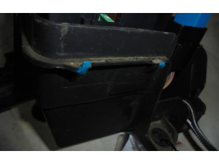 Блок предохранителей  243809584R   Renault Clio IV    