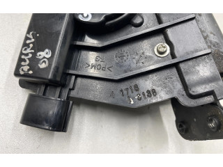 Zámek zadních dveří 11718   Toyota Auris 150 2008