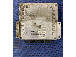 Řídící jednotka 8200153945, 0281011102   Renault Scenic I 2000