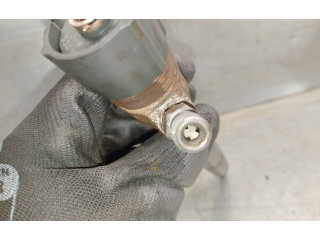 Vstřikovač 338002A400, 0445110256BOSCH   Hyundai Matrix    D4FA 
