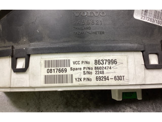 Přístrojová deska  Volvo V70 2002 8602474, 9459821  