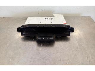 Дисплей    8329060251   Toyota Land Cruiser (J120)